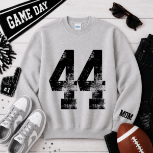 Oversized grunge numbers + sleeve